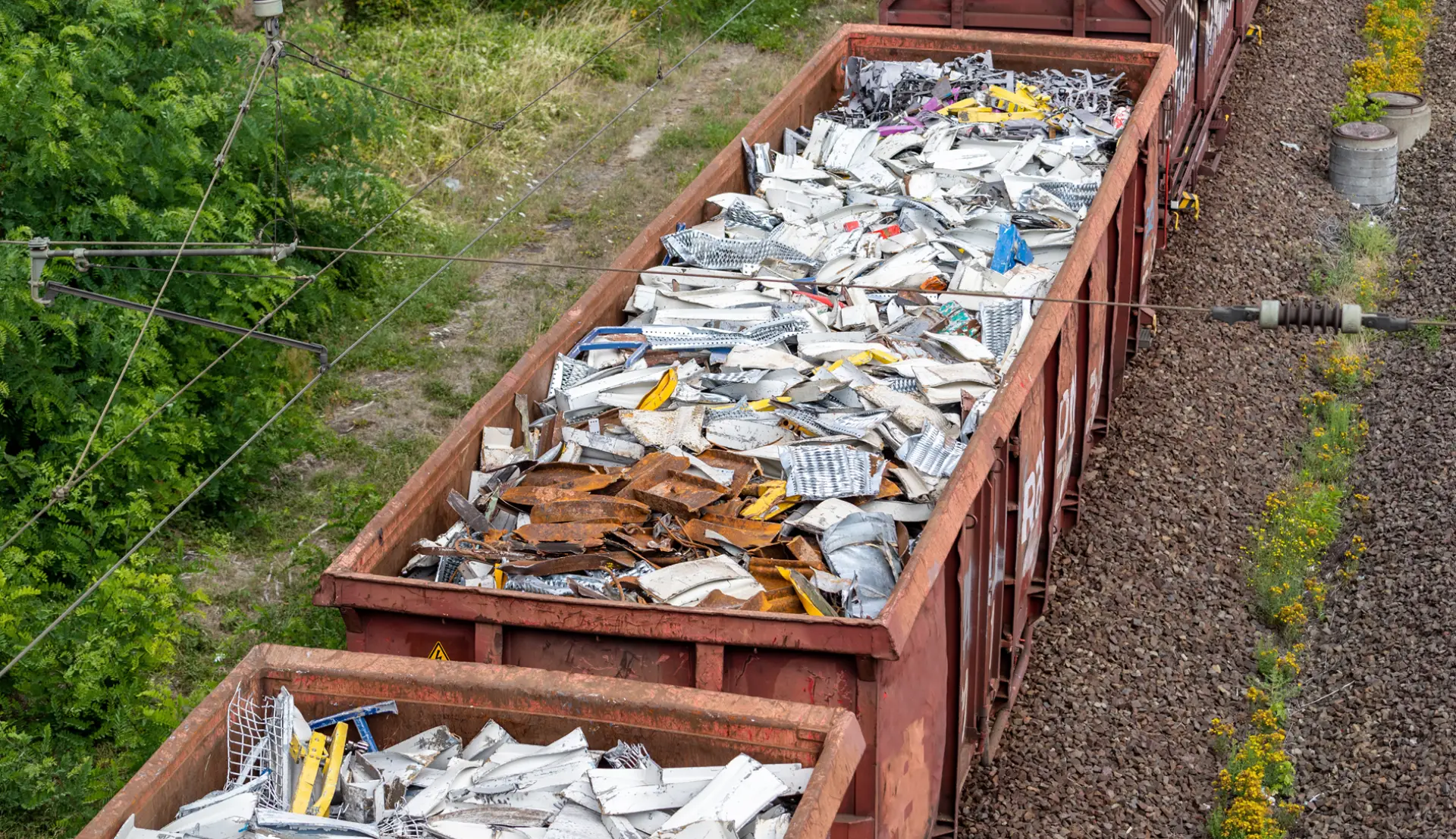 Recycling machinery handling industrial metals